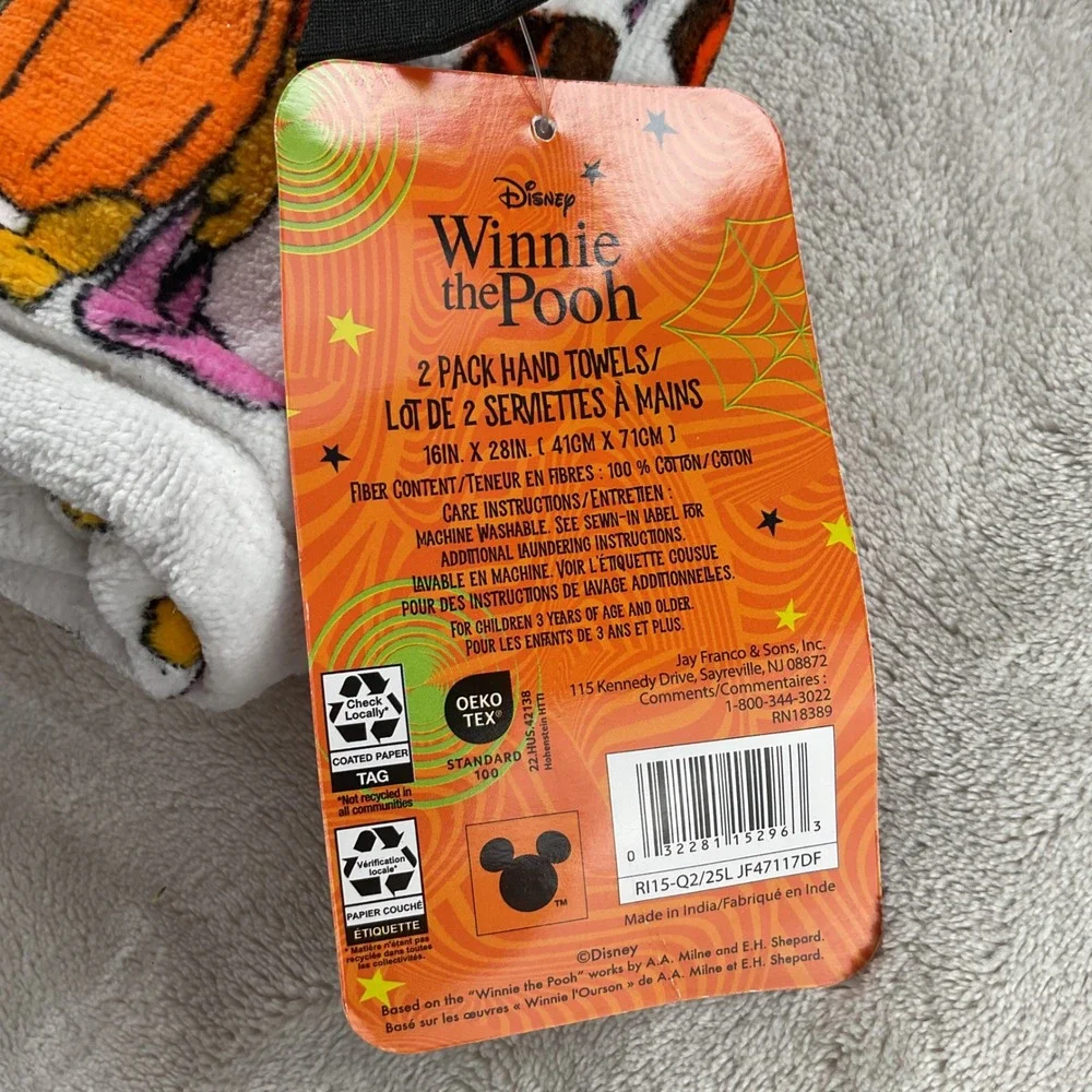 Disney Winnie the Pooh Halloween 2 Pack Hand Towels Pumpkin Tigger Piglet New